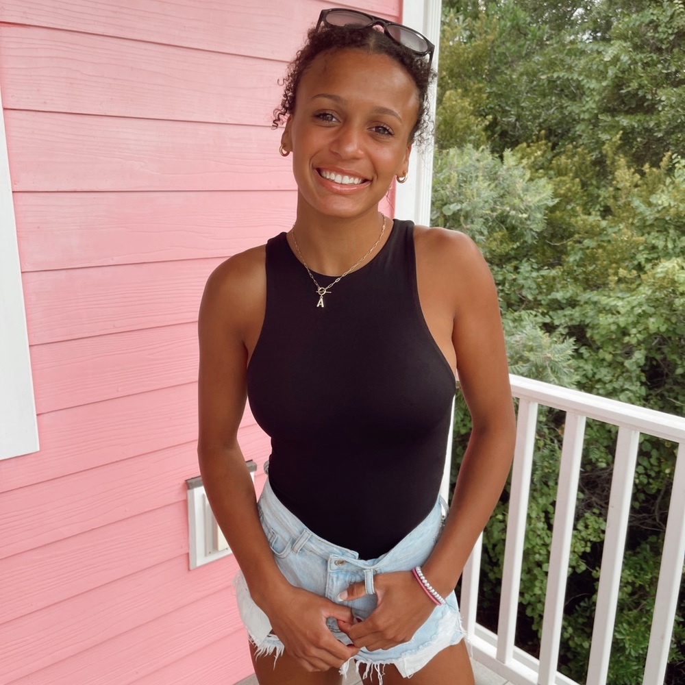 Meet your Posher, Annika